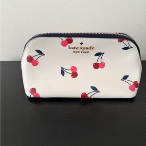 Kate Spade Dancing Cherries Staci Small Cosmetic Case/bag